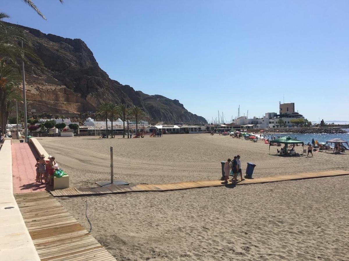 Apartamento Con Vistas Al Mar. Primera Linea De Playa. Aguadulce  Eksteriør billede